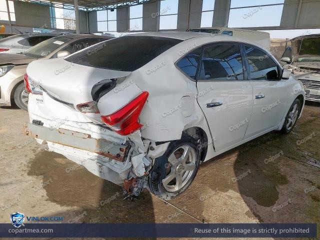 Auction photo