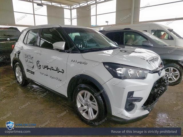 Auction photo