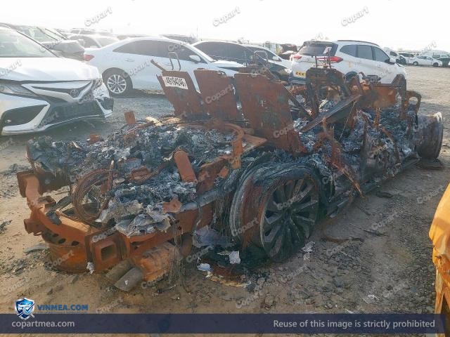 Auction photo