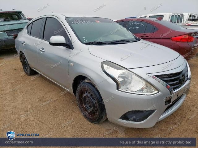 Auction photo