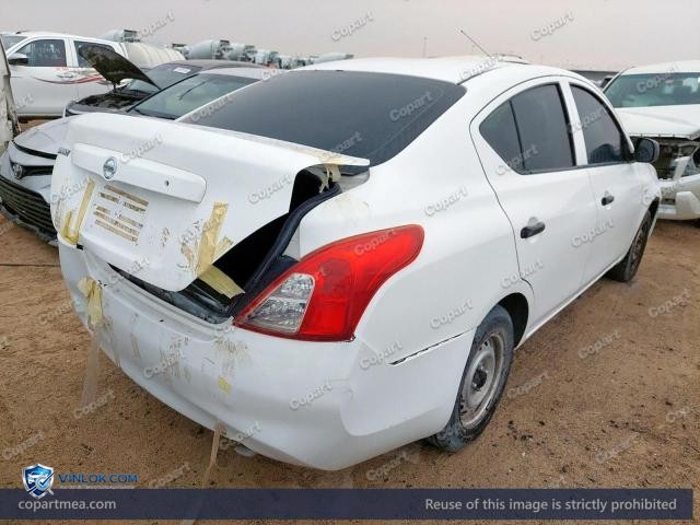 Auction photo