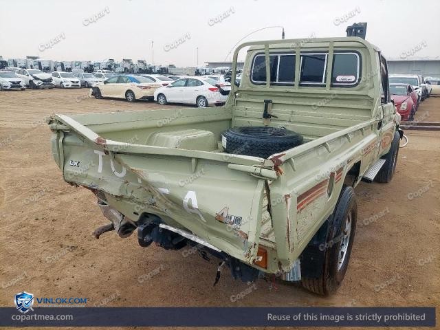 Auction photo