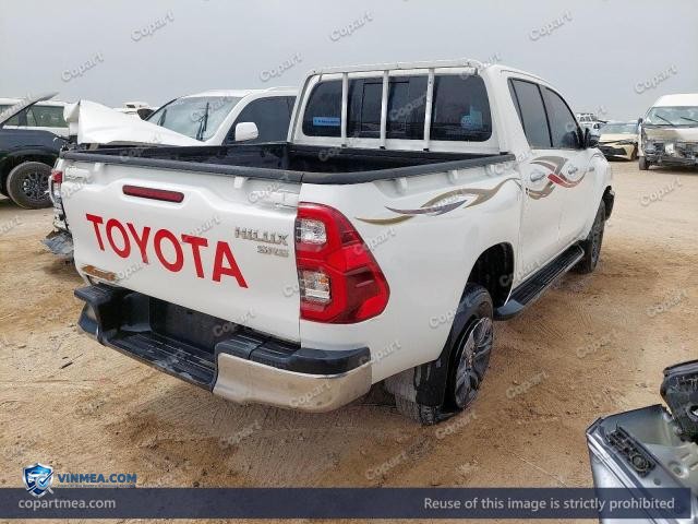 Auction photo