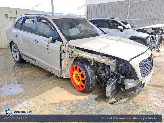 Auction photo