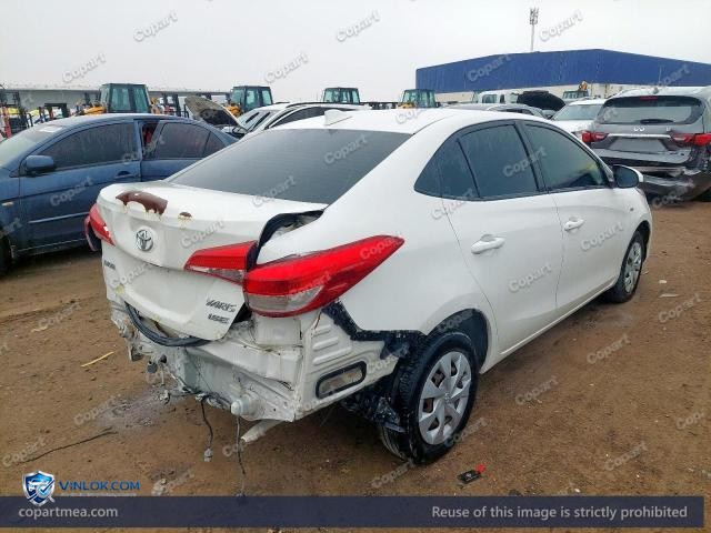 Auction photo