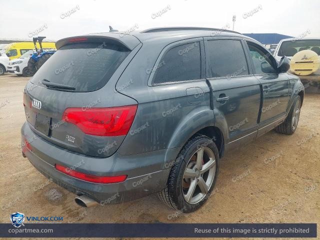 Auction photo
