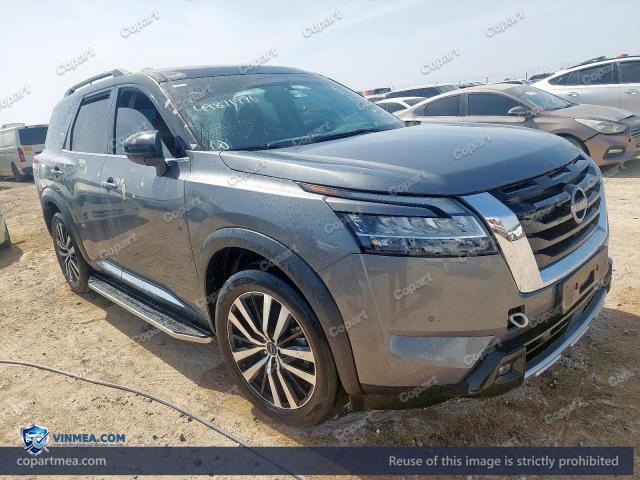Auction photo