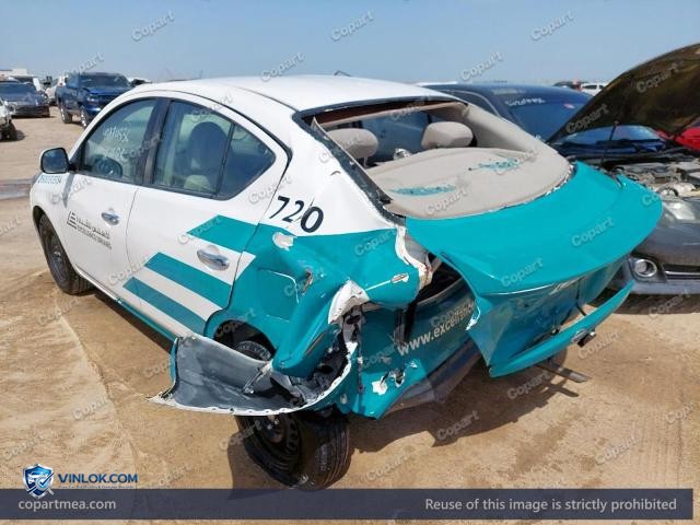 Auction photo