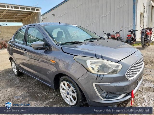 Auction photo