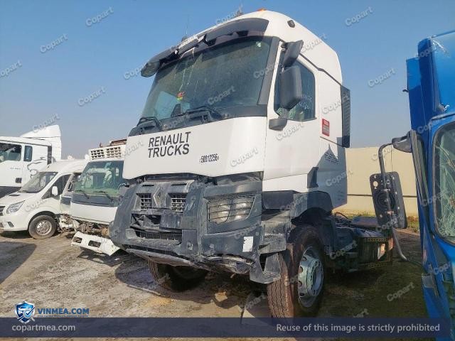 Auction photo