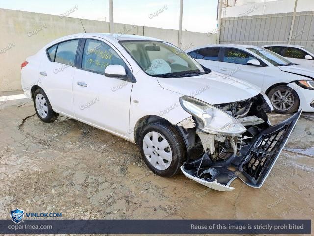 Auction photo