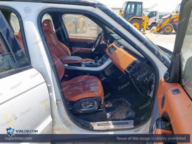 Auction photo
