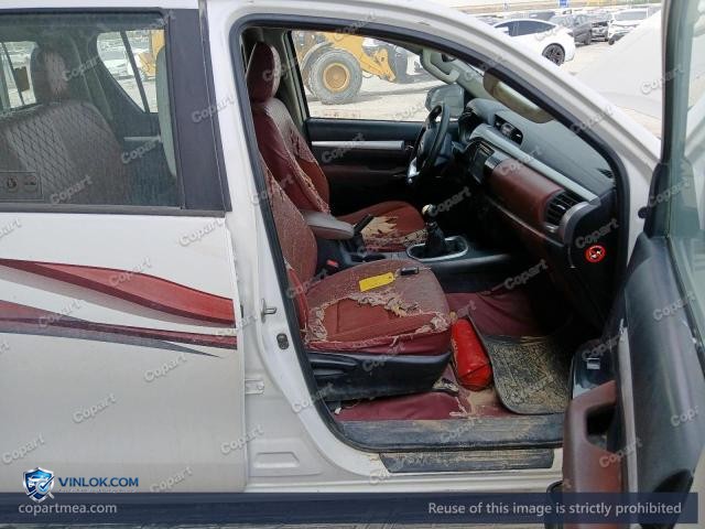 Auction photo
