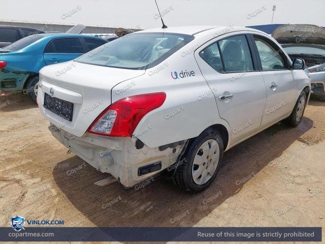 Auction photo