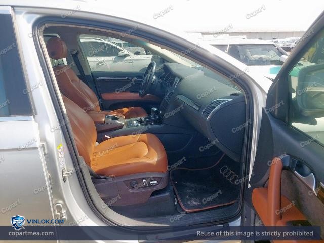 Auction photo