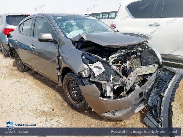 Auction photo
