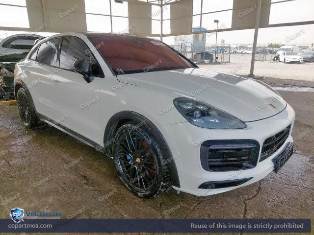 Auction photo