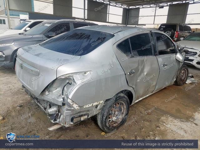 Auction photo