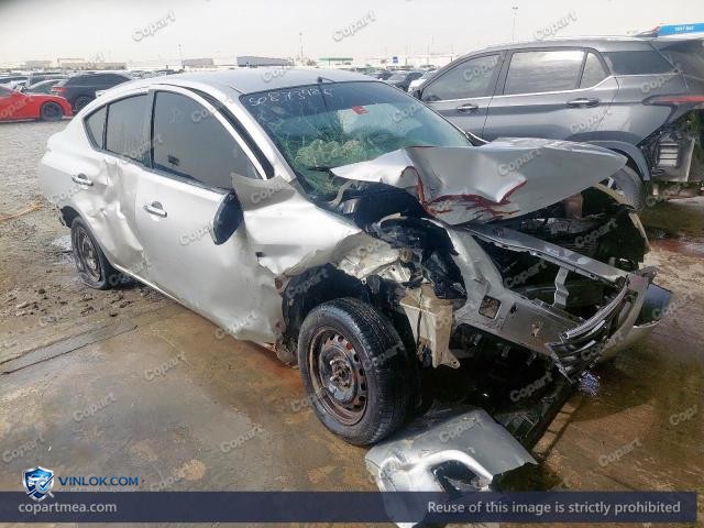 Auction photo