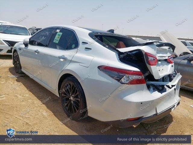 Auction photo
