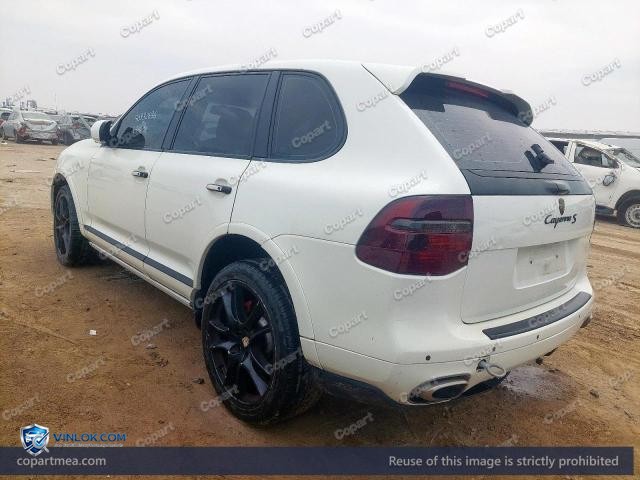 Auction photo