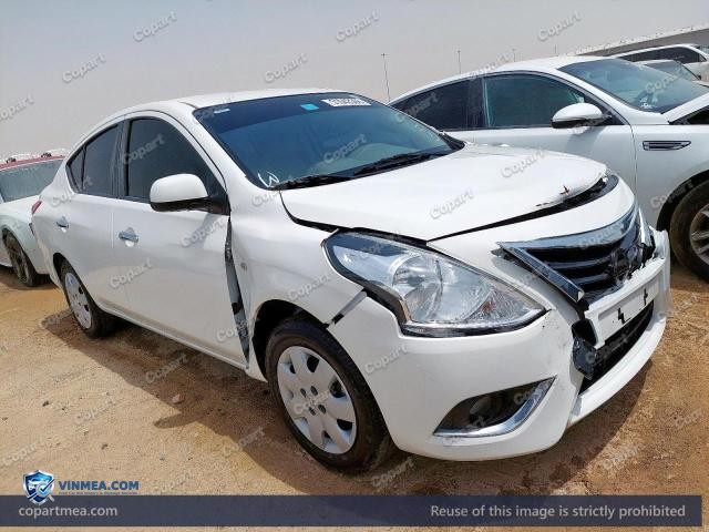 Auction photo