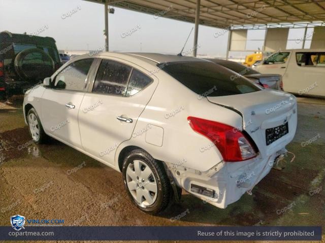 Auction photo