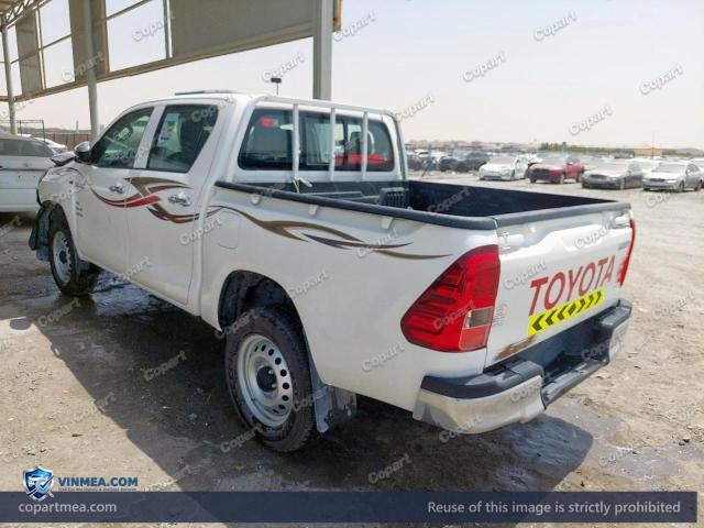 Auction photo