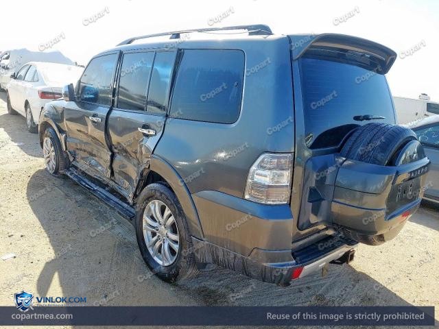 Auction photo