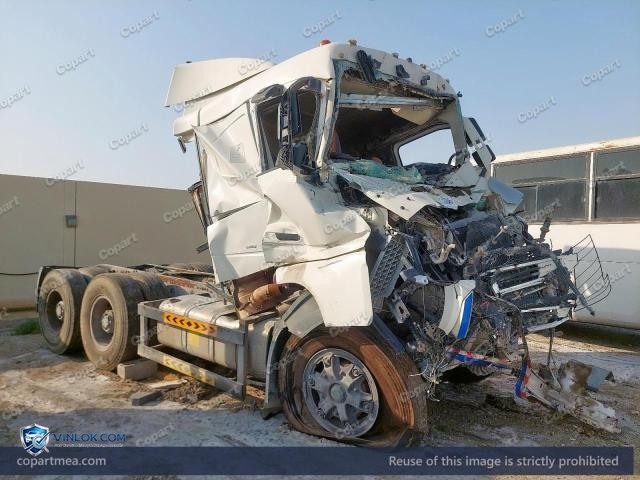 Auction photo