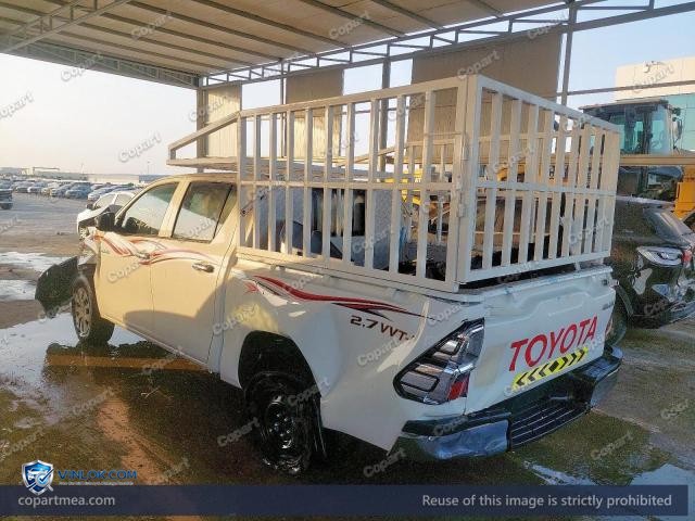 Auction photo