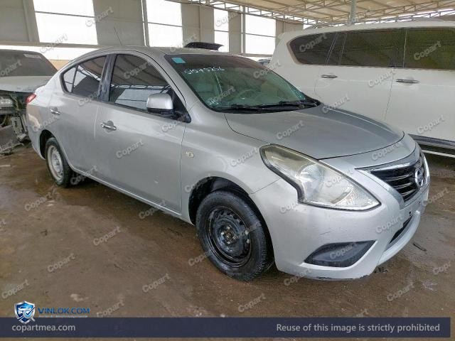 Auction photo