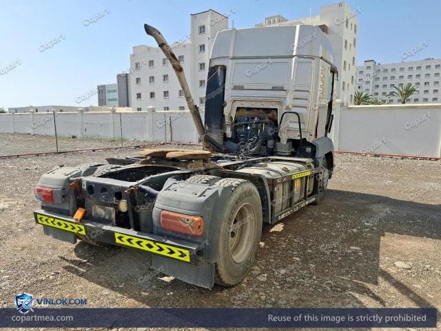 Auction photo