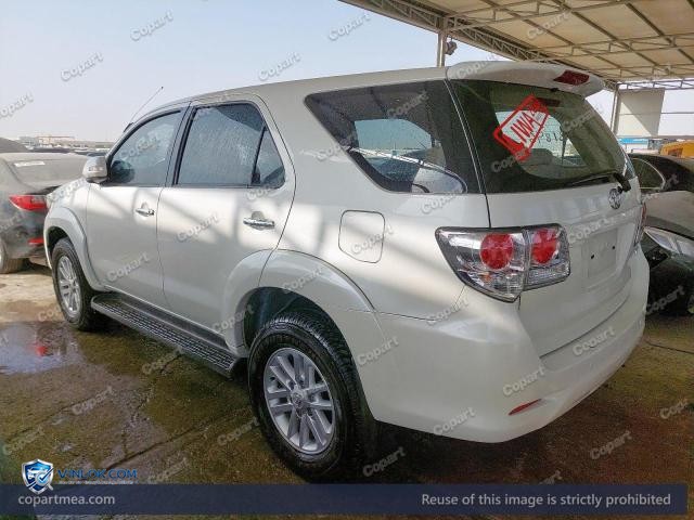 Auction photo