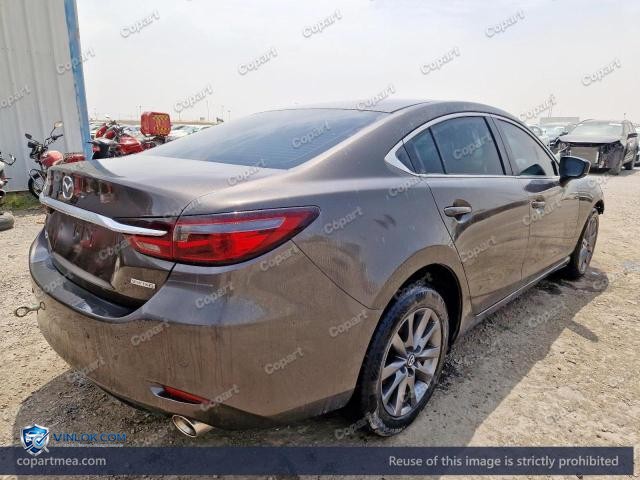 Auction photo