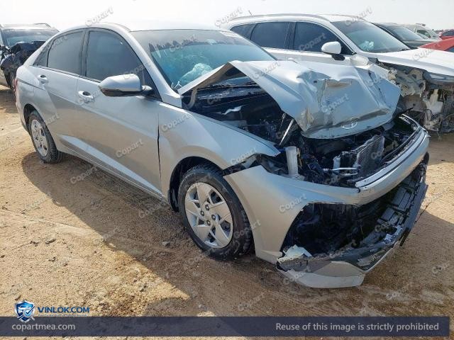 Auction photo