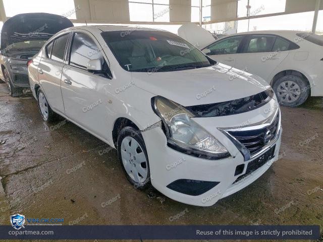 Auction photo