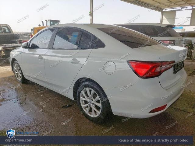 Auction photo