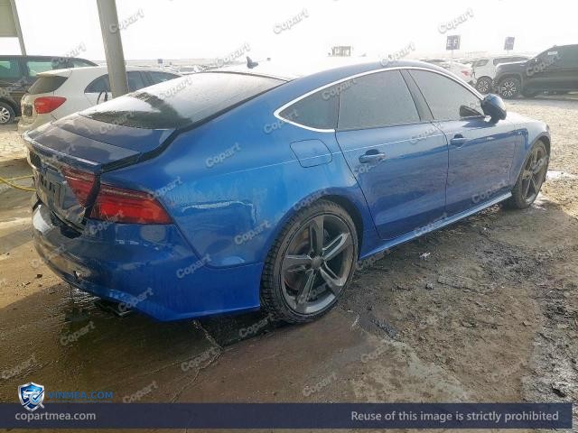 Auction photo