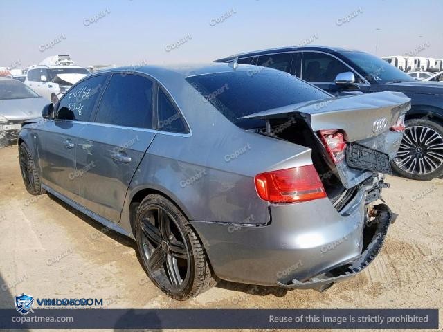 Auction photo