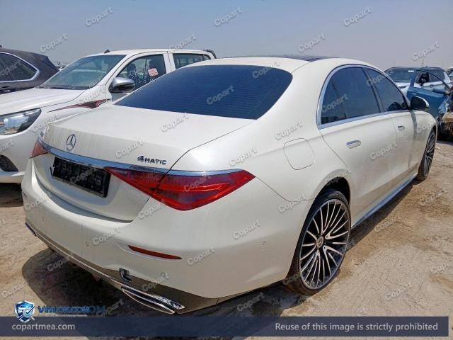 Auction photo