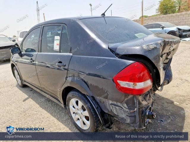 Auction photo