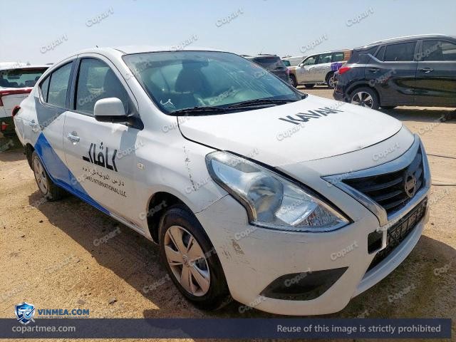Auction photo