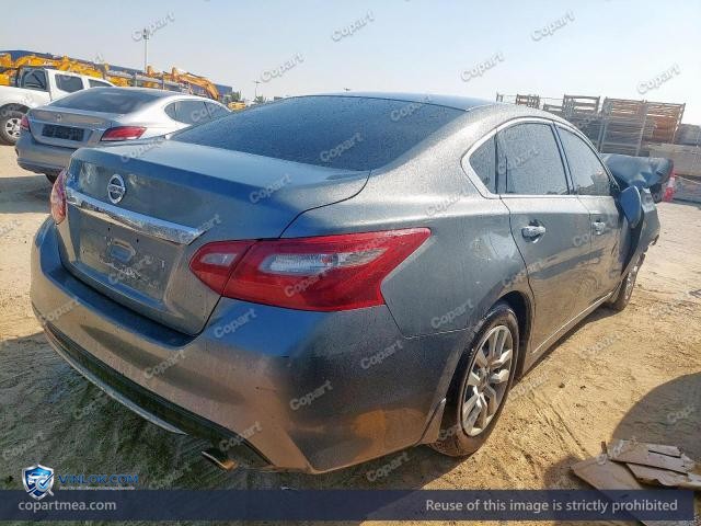 Auction photo