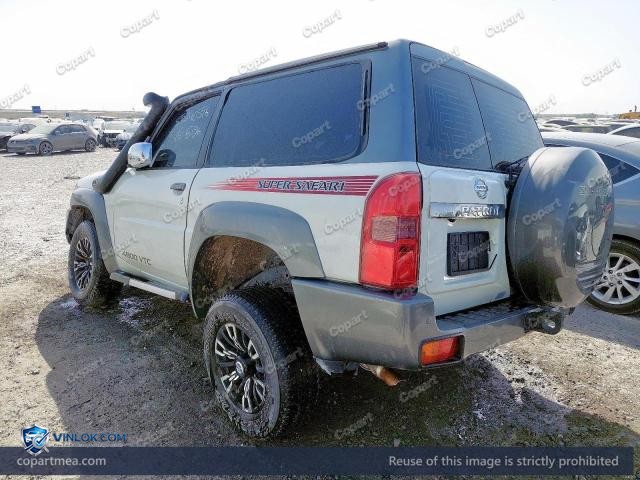 Auction photo