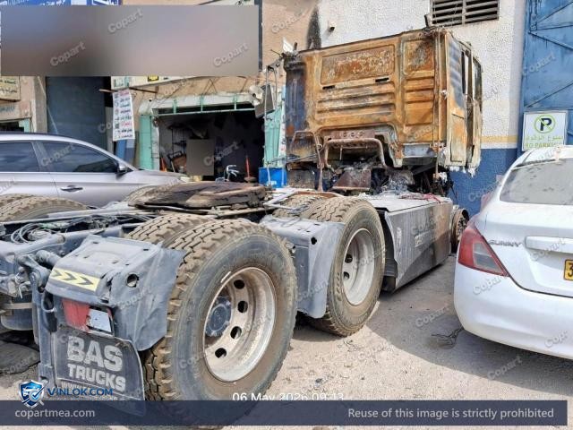 Auction photo