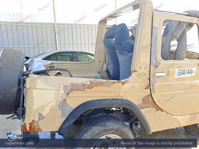 Auction photo