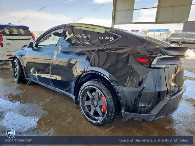 Auction photo