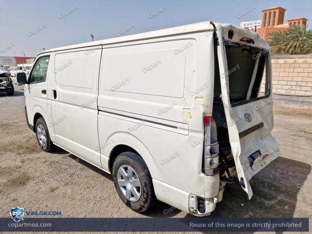 Auction photo