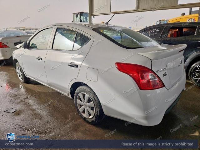 Auction photo